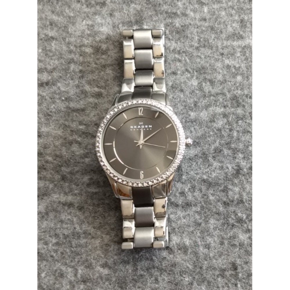 Skagen Watch 347SSMX Embellished Gray Dial Quartz Two-Tone Stainless New Battery